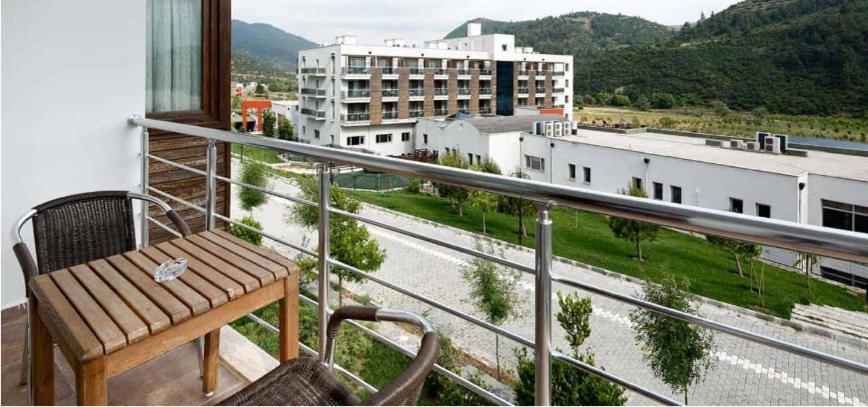 Obam Termal Resort Hotel Ve Spa Sindirgi Εξωτερικό φωτογραφία
